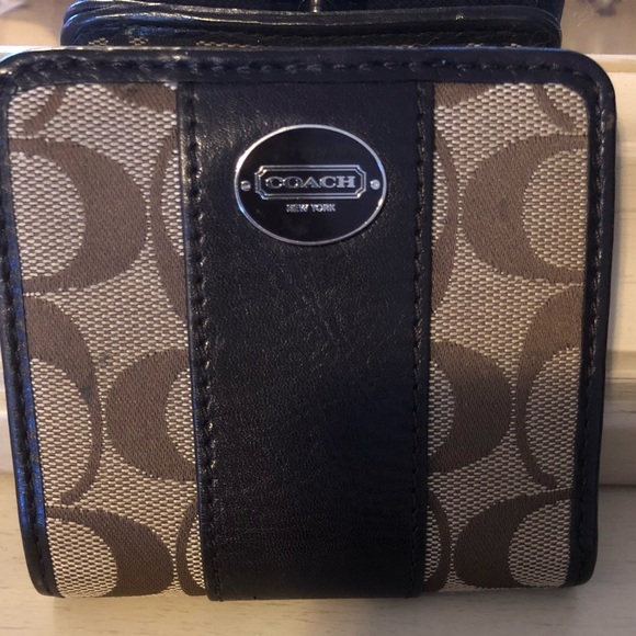 Coach wallet - Picture 2 of 6